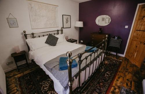 Millom House | Unique, cosy, Lake District artist hideaway - 5 bd