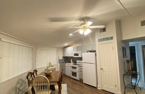 Oxford Cottage | Unique & Cozy Cottage joining the Ole Miss Campus!