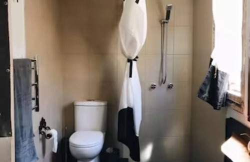 Wentworth Falls Cabin | Unique, cute & cozy get away, creative & comfortable with loads of character.