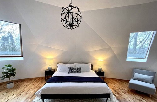 Pleasant Prairie House | Unique Dome Home Golf Range Experience by the Lake