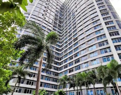 Bagumbayan Apartment | Unique Fast Wifi Free Pool & Gym in Eastwood