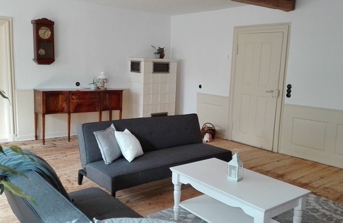 Wertheim Apartment | Unique, historical holiday apartment 130 square meters - nobility & family