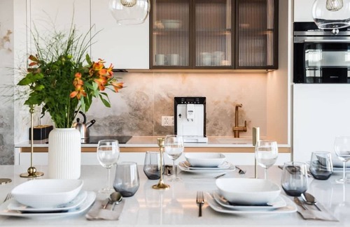 Orlinki Apartment | Unique interiors in a modern seaside marina