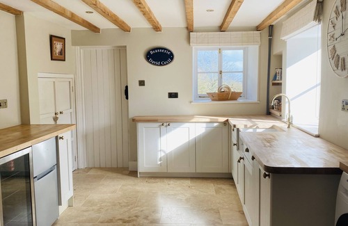 St. Mawes House | Unique Jacobean Farmhouse, pet friendly in St Mawesn