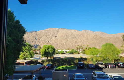 Baristo Condo | Unique large desert(+) rental opportunity
