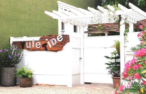 Historic Downtown Apalachicola House | Unique loft experience in downtown Apalachicola