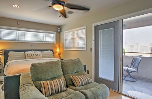 Sutter Villa | Unique Long Beach House w/Garden, Grill & Balcony!