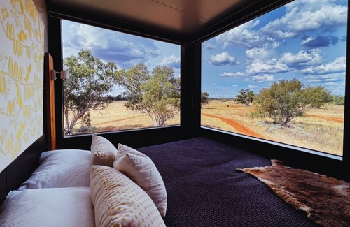 Buddabadah Cabin | Unique Luxury Container House in Outback Australia including Meals