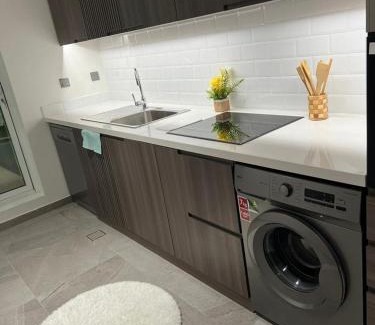 Trade Center House | Unique Luxury room in Hotel Apartment