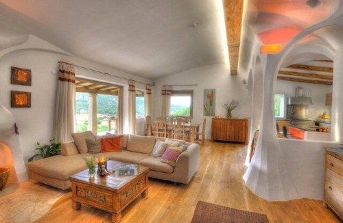Arzachena Villa | Unique luxury & rural privacy, 10 mins from gorgeous beaches.