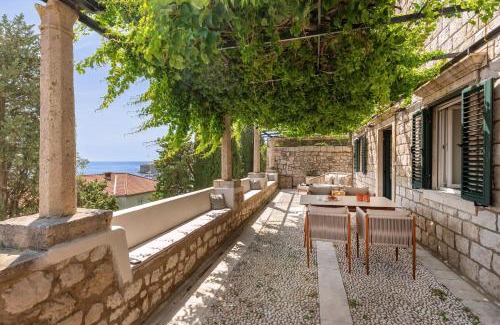 Municipality of Dubrovnik Apartment | Unique Mediterranean 4 Star Apartment with Spa zone