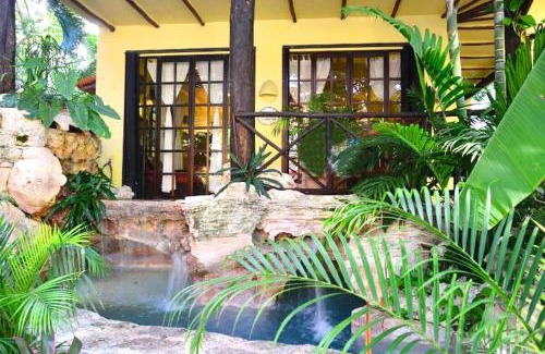 Playacar Fase I House | Unique Mexican Villa! Plunge Pool, Ocean Views