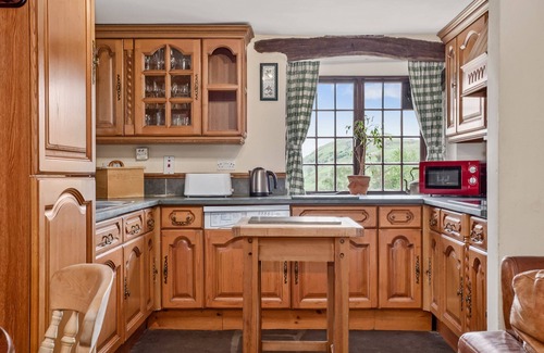 Coniston Cottage | Unique Mountain Cottage that sleeps 22 guests in 10 bedrooms with 4 hot tubs