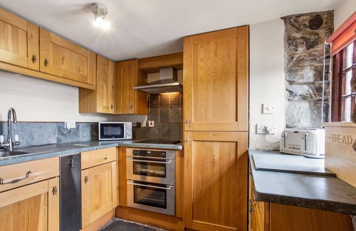 Coniston Cottage | Unique Mountain Cottage that sleeps 22 guests in 10 bedrooms with 4 hot tubs