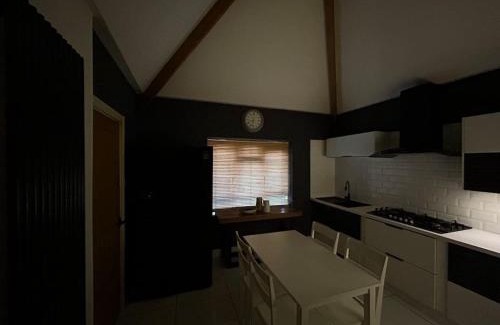 Rugby House | Unique private 2 bedroom property