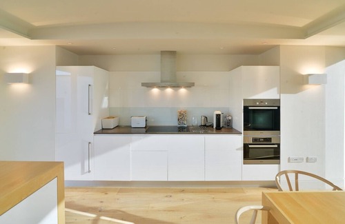 Padstow House | Unique, private and luxurious cliff top eco home