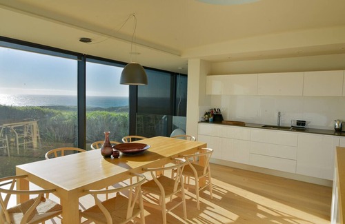 Padstow House | Unique, private and luxurious cliff top eco home