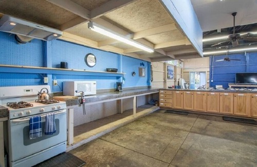 Sandusky Cabin | Unique Sandusky Retreat: Sleeps up to 66 -Ideal for large groups