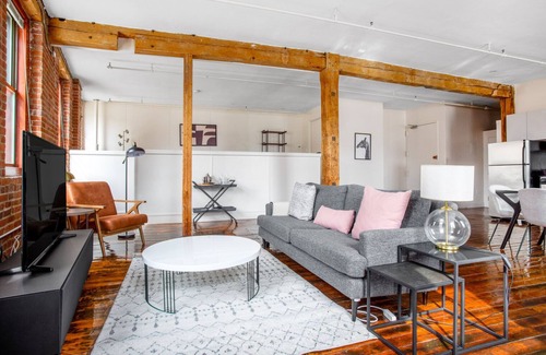South End House | Unique South End Loft w/Pool, Art Gallery, Steps to T by Blueground