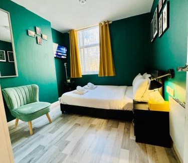Elephant and Castle Apartment | Unique Studio Flat in City 1110
