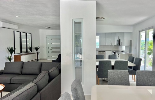 Mata de Platano House | Unique Top of the Hill Caribbean Private Retreat