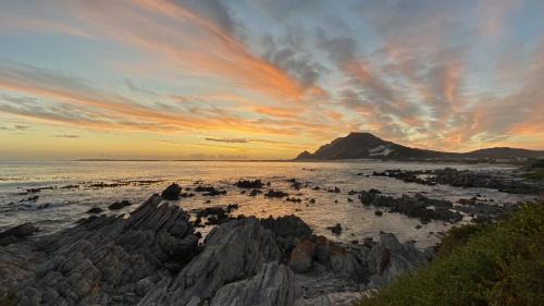 Betty's Bay House | Unique views Betties Bay