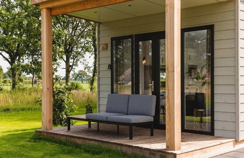Municipality of Rijssen-Holten Cottage | Unique wellness lodge on the Holterberg