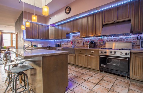 Wicker Park Condo | Uniquely Spacious Two-Story Loft in Wicker Park