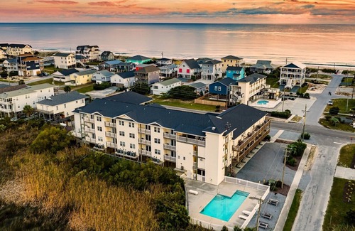 Surf City House | Unit 107SD at Tiffany's Motel