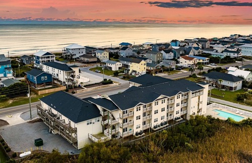 Surf City House | Unit 107SD at Tiffany's Motel