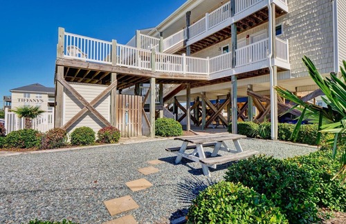 Surf City House | Unit 115SD at Tiffany's Motel