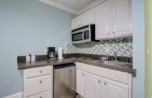 Surf City House | Unit 116D at Tiffany's Motel