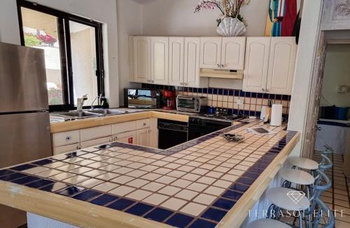 Marina House | Unit 160A - Casa Ivan-GARDEN VIEW