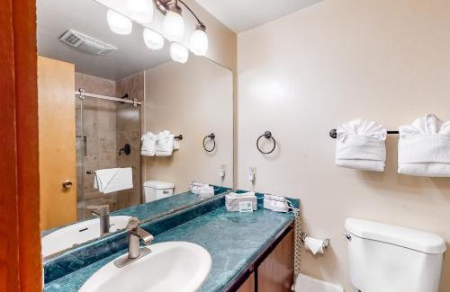 Tahoe Woods House | Unit 18B at Granlibakken