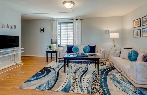 Midtown Apartment | Unit 201 2 BR with Sleeper Futon