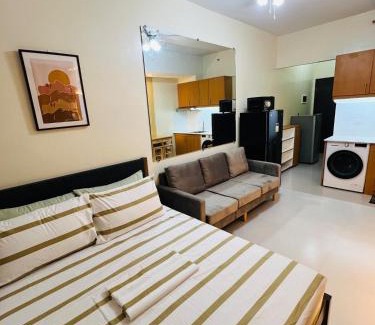 Ortigas Center Apartment | Unit 23L T-B The Pearl Place Ortigas
