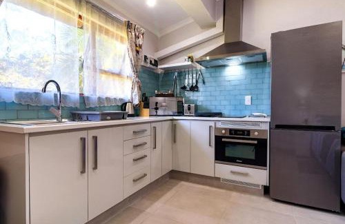 Kei Mouth Apartment | Unit 2a @ The Thatches