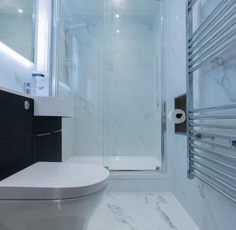 Sheffield Apartment | Unit 3 Modern & Comfortable 1-BR Flat, Free Wi-Fi, Prime Location, WIFI