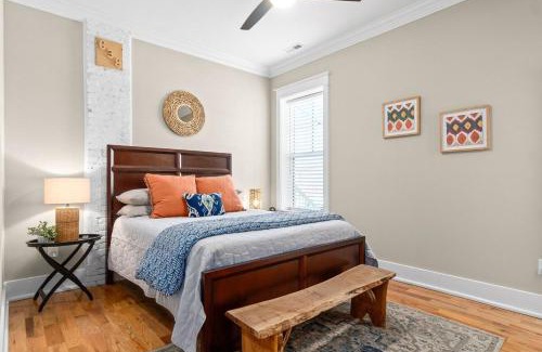 Clarksville House | Unit #5 638 Madison St