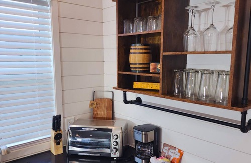 Fredericksburg Apartment | Unit 8 Sonoma Depot California Wine Retreat