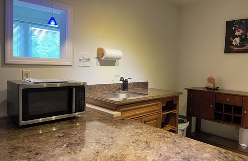 Scarborough Apartment | Unit B, near the Beach and Portland