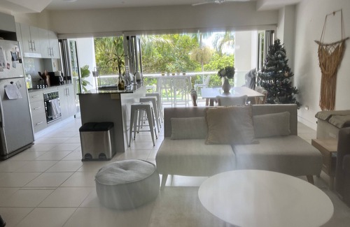 Nelly Bay House | Unit of Happy - enjoy mimosas at the marina in Nelly Bay, Magnetic Island