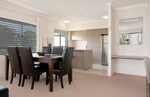 Bongaree Apartment | Unit Overlooking Pumicestone Passage