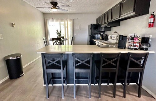 Cimarron Hills Apartment | UnitB/FamilyFriendly/CoffeeBar/NearBase/MilitaryFamilies