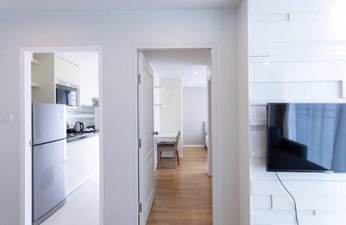 Khlong Tan Nuea Hotel | United Residence Ekamai Bangkok