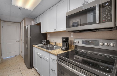 Myrtle Beach Condo | Units at Caravelle Resort by Elliott Beach Rentals