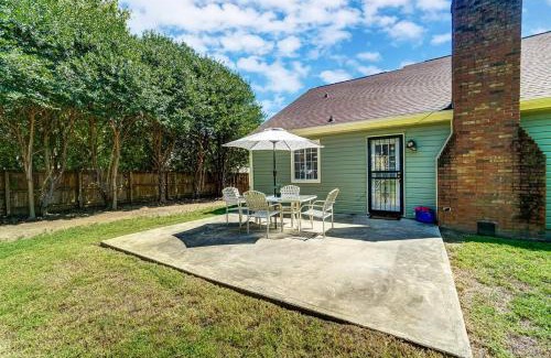 Charlotte House | University City Villa