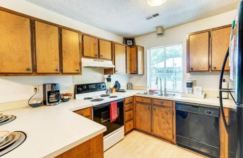 Charlotte House | University City Villa