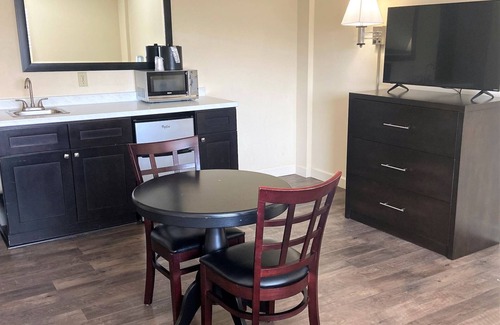 Durham Hotel | University Inn Durham next to Duke University Medical Center
