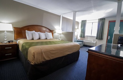 Wetmore Hotel | University Inn & Suites San Antonio